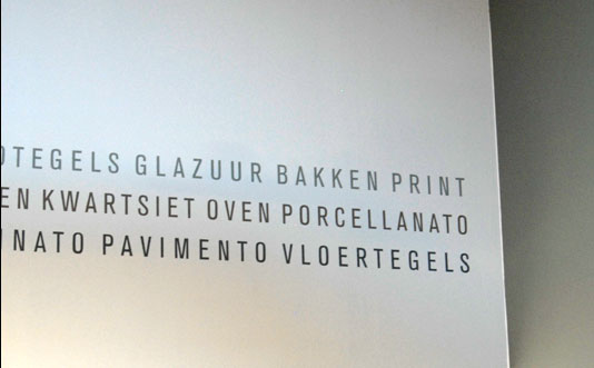 Typografische wandkunst